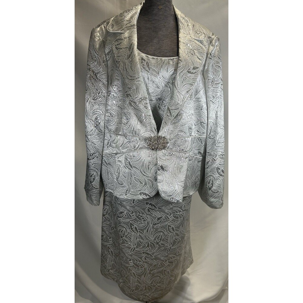 Moshita Couture 3 Piece Silver & White Suit Women’s Size 26